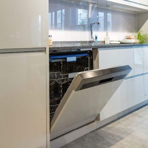 Ảnh thực tế máy rửa bát Malloca WQP12-J7309K E5